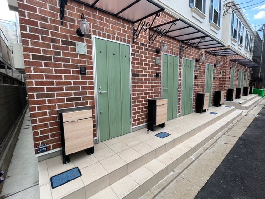 エントランス部分 プリマテラス小茂根壱番館