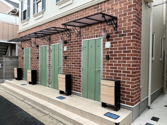 エントランス部分 プリマテラス小茂根壱番館