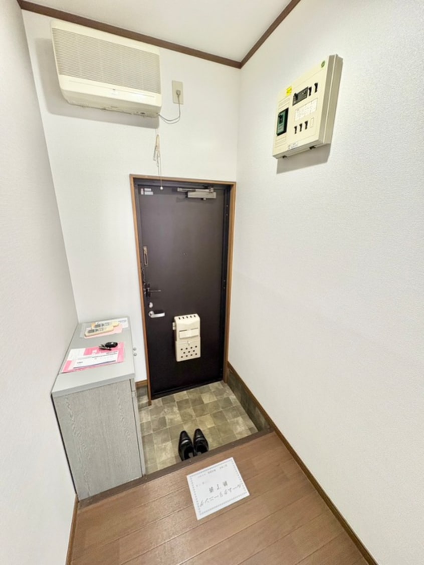 玄関 メゾン・ド－ル