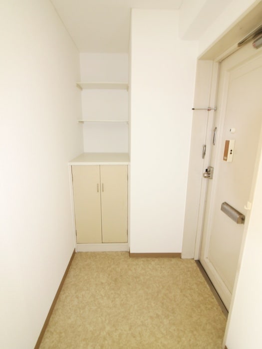 玄関 三ツ和マンション