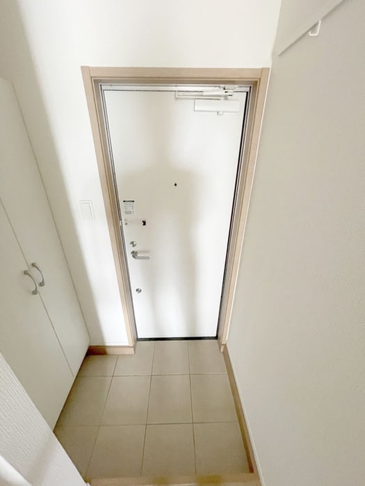 玄関 コンフィール浦和美園