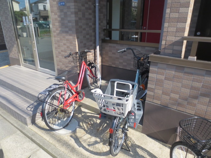 駐輪場 アダージョ元住吉