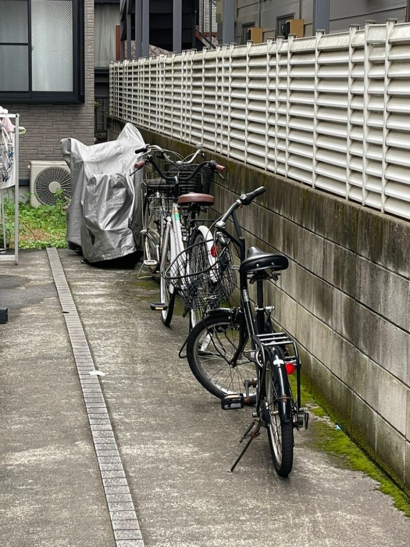 駐輪場 ウエストスクエア上石神井