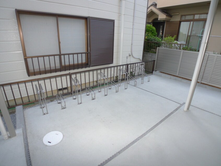 駐輪場 仮)キャメル北越谷8