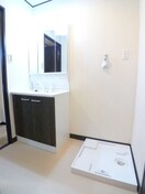 洗濯機置場 フラワーヒル豊四季（１０３）