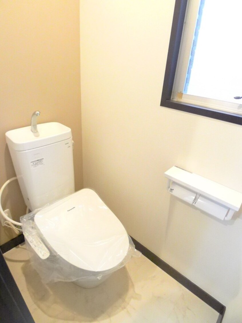 トイレ フラワーヒル豊四季（１０３）