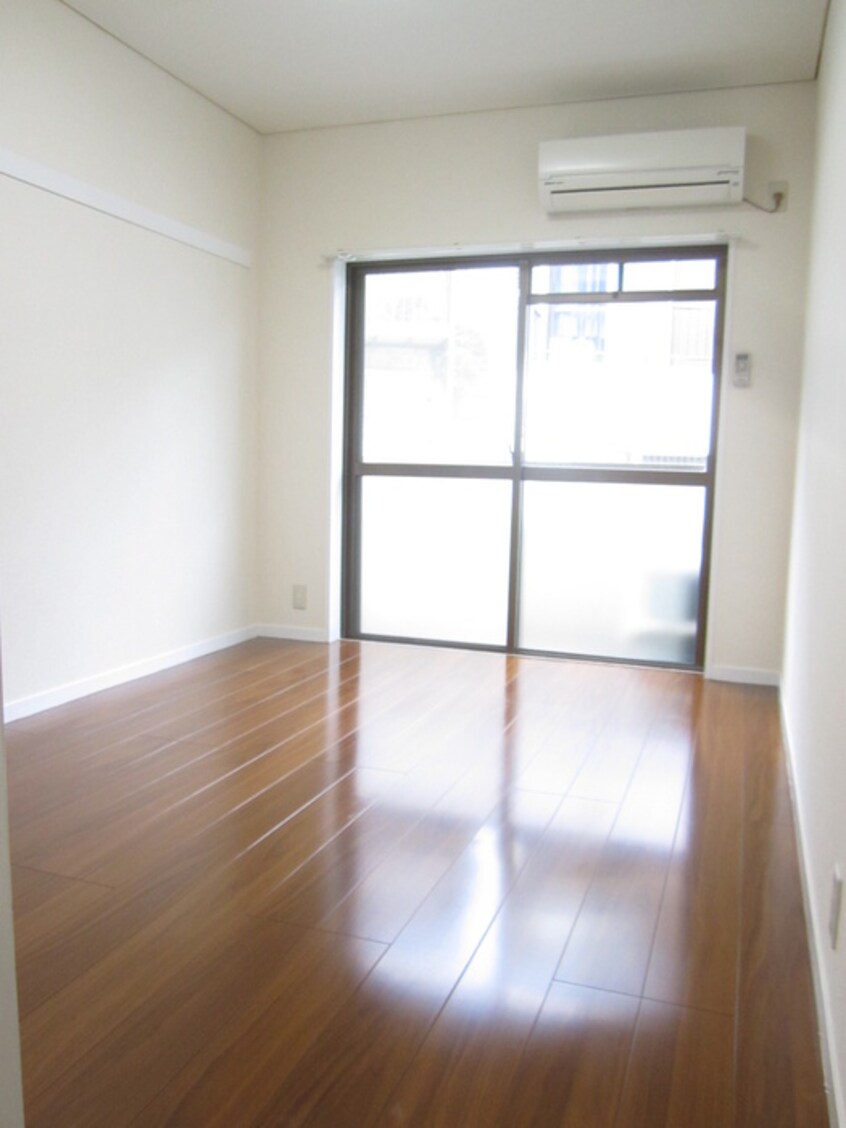 居室 三高・グロ－バルビュ－