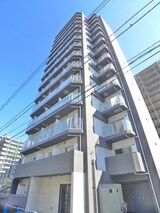 ＧＥＮＯＶＩＡ三郷駅前