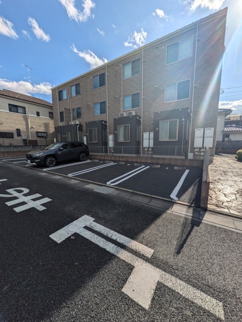 駐車場 クオーレ