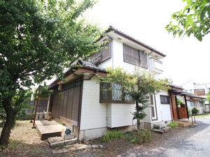 中1丁目貸家