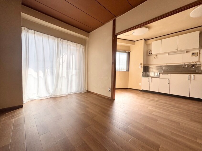 居室 市金レジデンス
