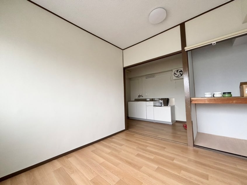 居室 市金レジデンス