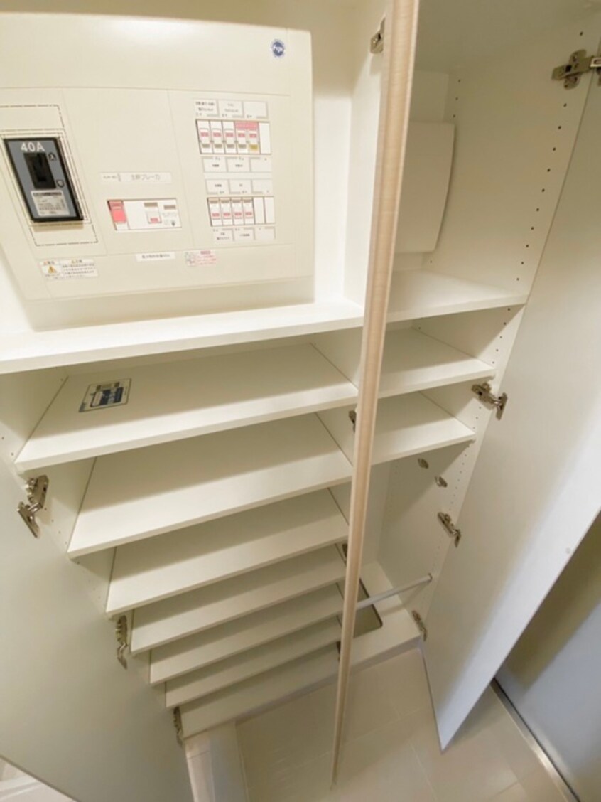 靴箱 コンフォリア神楽坂DEUX