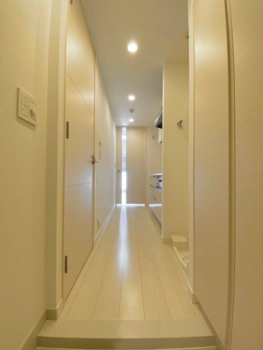 廊下 コンフォリア神楽坂DEUX