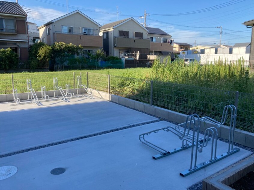 駐輪場 リーブルファイン八潮大曽根