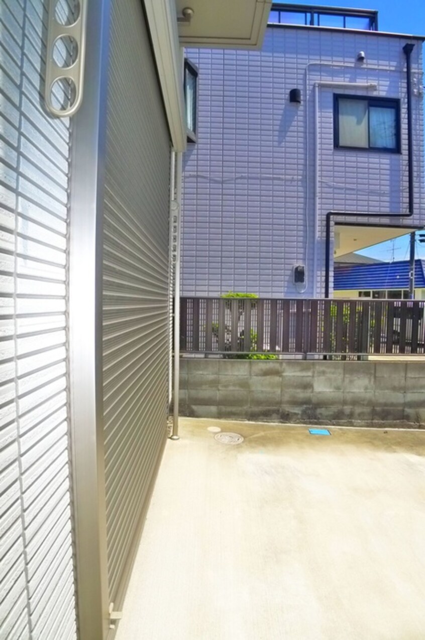 ベランダ・バルコニー soffitto alto