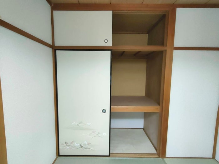収納 朝日町ハイツ