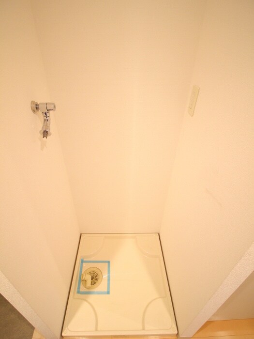 洗濯機置場 ｴｺﾛｼﾞ-東陽町ﾌﾟﾛｾﾝﾁｭﾘ-