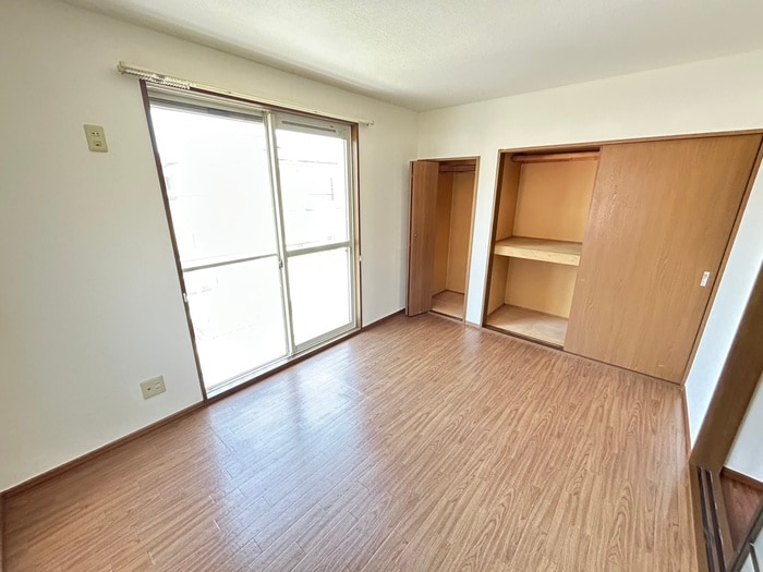 居室 ア－バンハウス