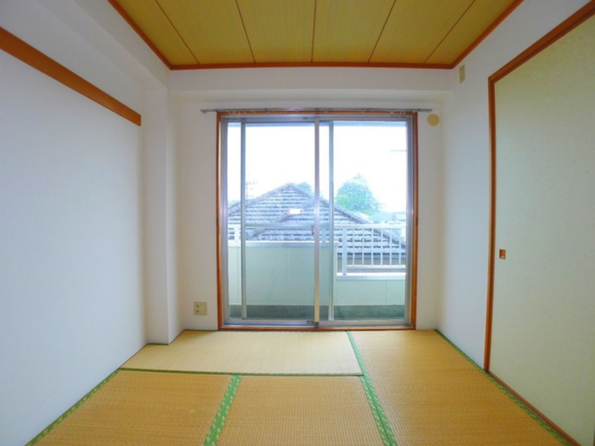 内観写真 キャトル白山