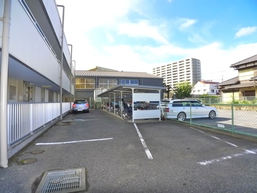 駐車場 キャトル白山