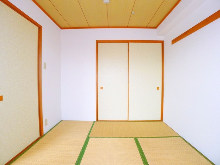 居室 キャトル白山