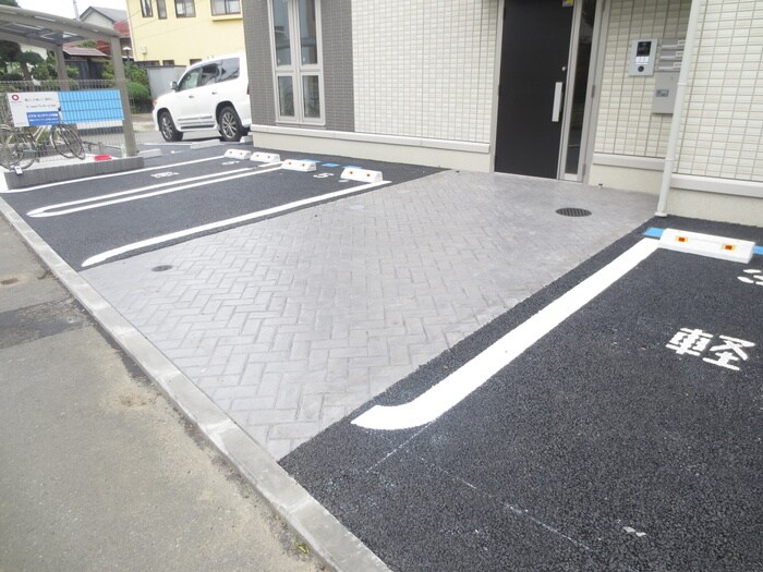 駐車場 オリーブ