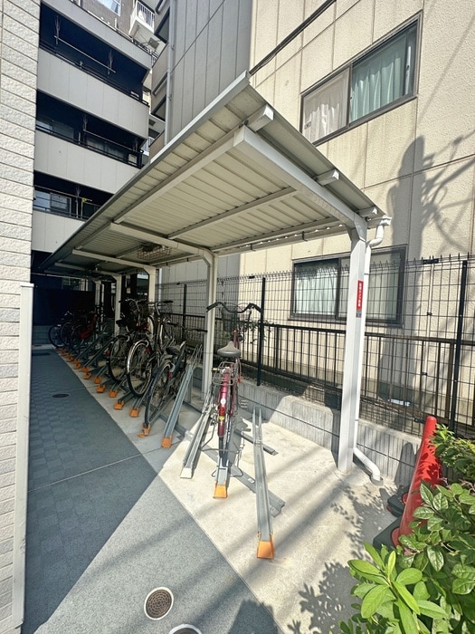 駐輪場 アトレ東葛西