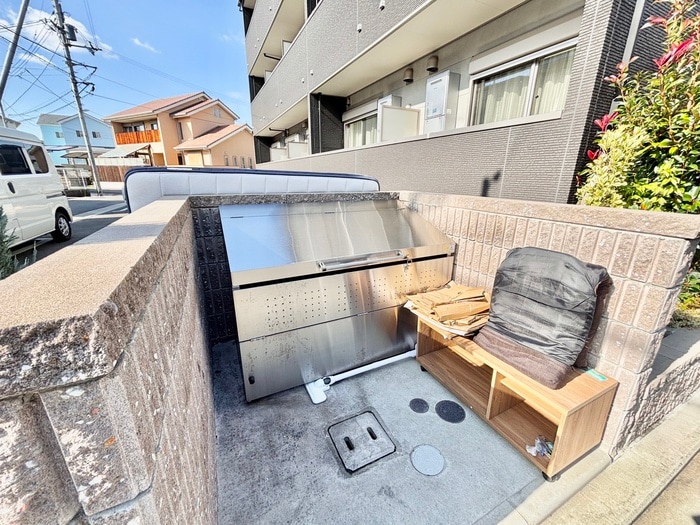 その他 サンプラザ金剛