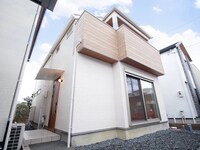 豊中市上野東３丁目貸家