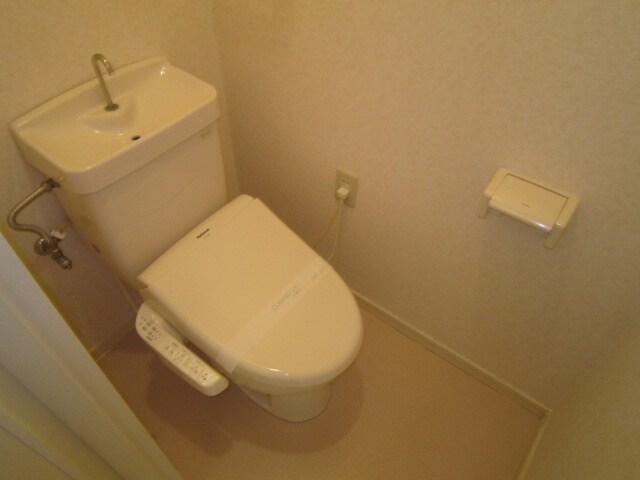 トイレ 金城ハイツ