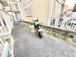 バイク置き場