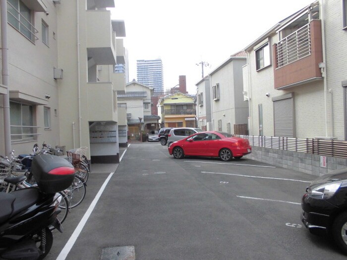 駐車場 ヴィラ香里