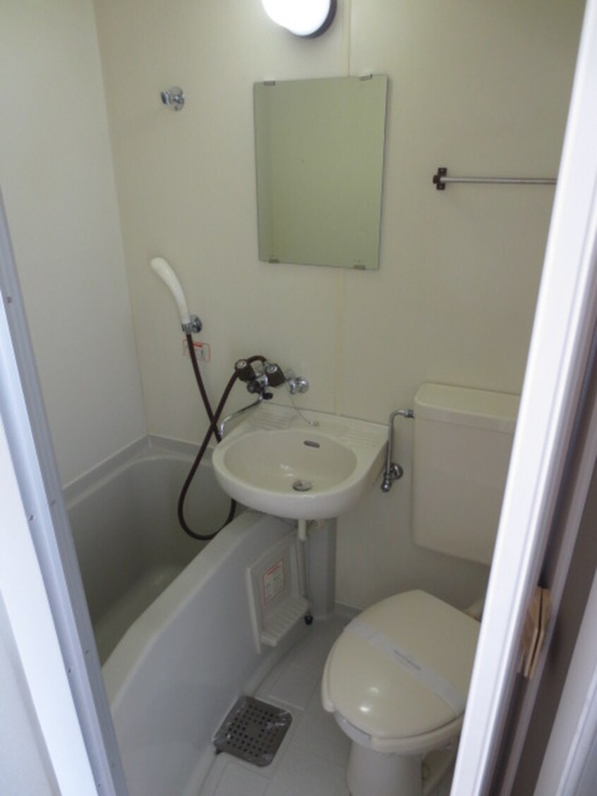 バス／シャワールーム等 コーポラス高殿