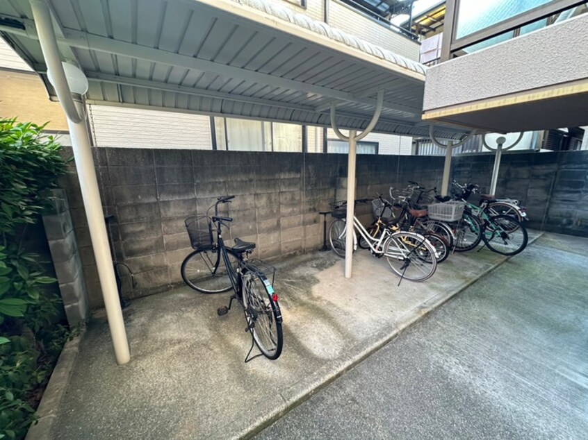 駐輪場 グランベル昭和