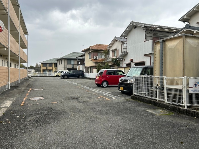 駐車場 グリ－ンヒル３