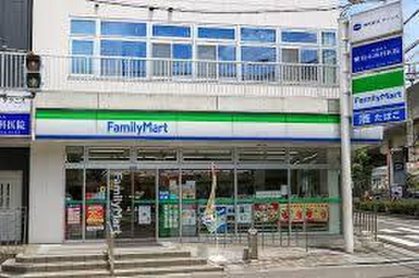 ファミリーマート(コンビニ)まで190m TJ　MODERNO　EIDAI