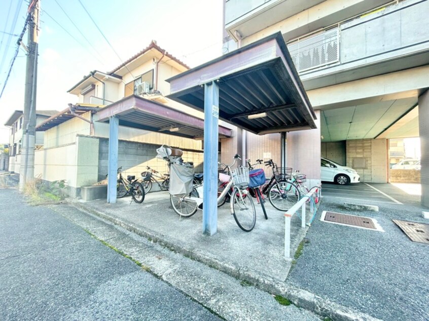 駐輪場 Ｕ・ＣＯＵＲＴ　１０１