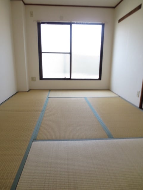 居室 シャト－レジデント寝屋