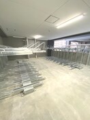駐輪場 ｾﾚﾆﾃ新大阪ｸﾞﾗﾝﾃﾞ ｼｭｯﾄﾞ