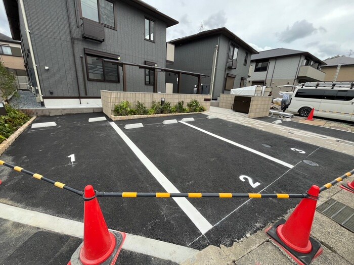 駐車場 GRAMM御陵A