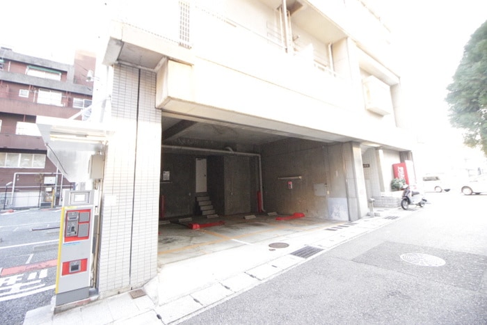 駐車場 リバティ－壱番館