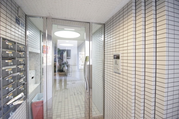 エントランス部分 リバティ－壱番館