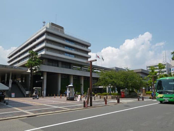 西宮市役所(役所)まで300m アールワイ西宮