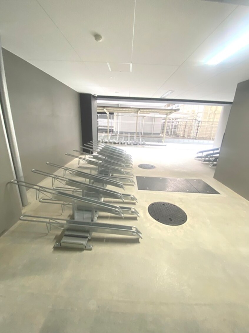 駐輪場 ｾﾚﾆﾃ新大阪ｸﾞﾗﾝﾃﾞ ﾐﾘｭｰ