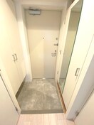 玄関 ｾﾚﾆﾃ新大阪ｸﾞﾗﾝﾃﾞ ﾐﾘｭｰ