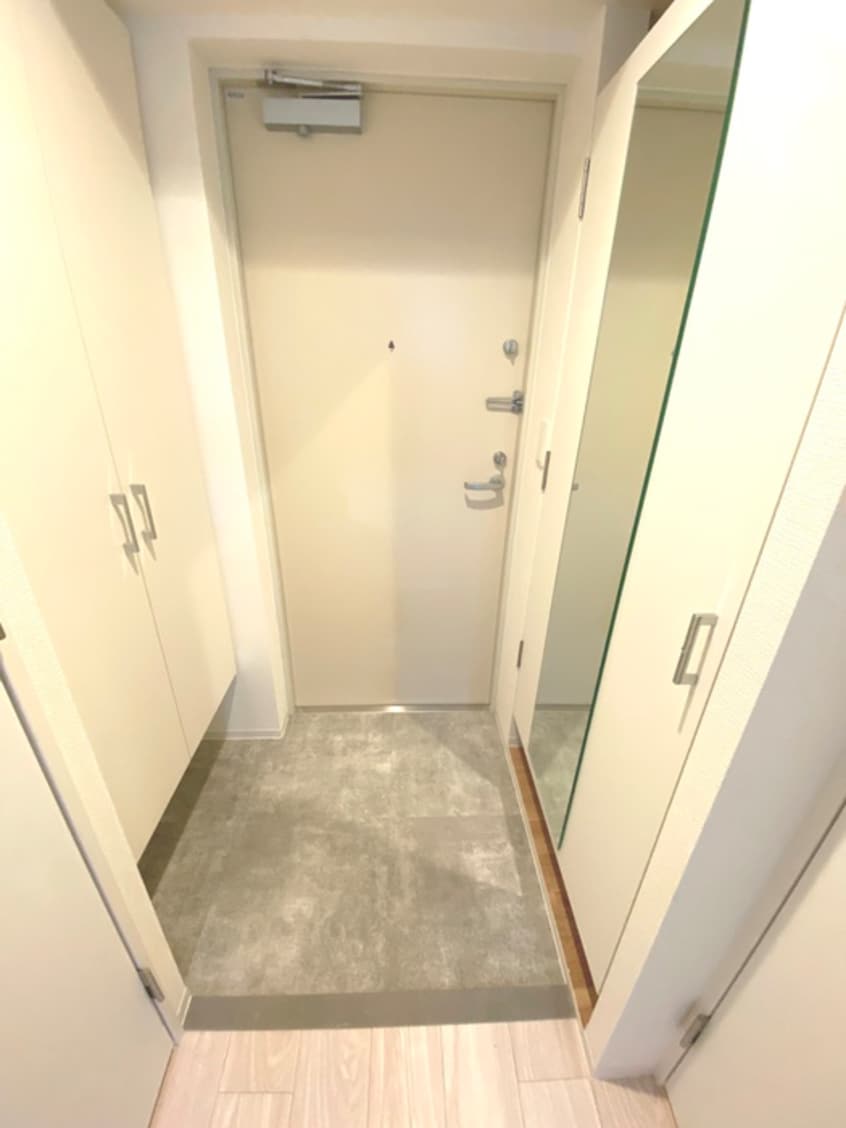 玄関 ｾﾚﾆﾃ新大阪ｸﾞﾗﾝﾃﾞ ﾐﾘｭｰ