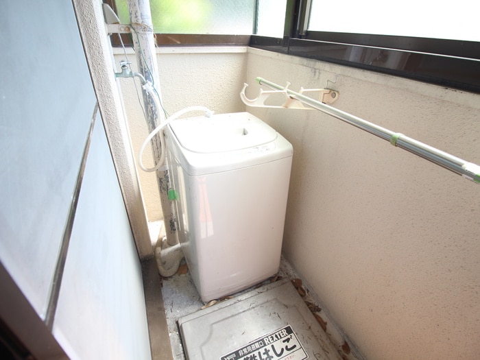 洗濯機置場 六甲セレスコ－ト