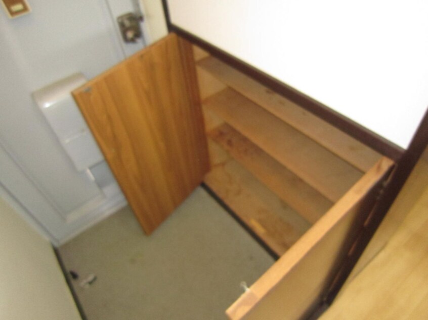 靴箱 別所伊藤ビル