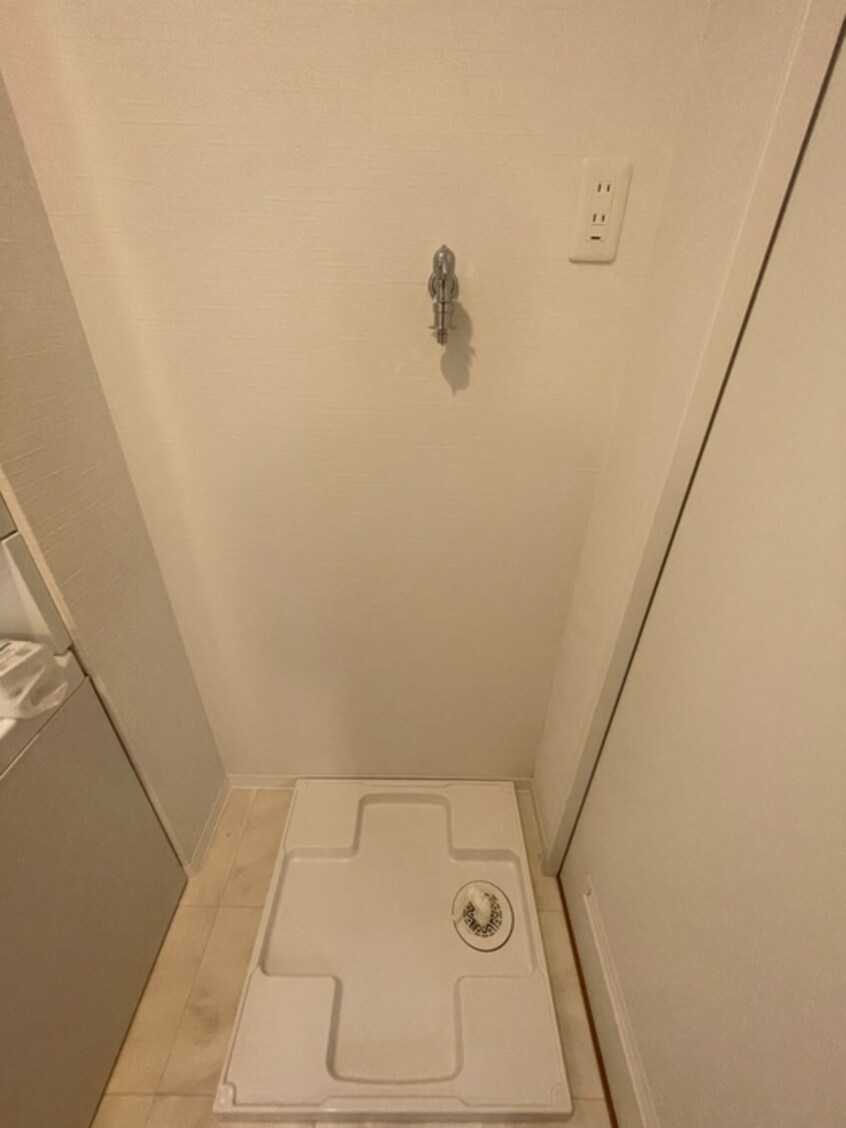 洗濯機置場 セレニティ荒本B棟